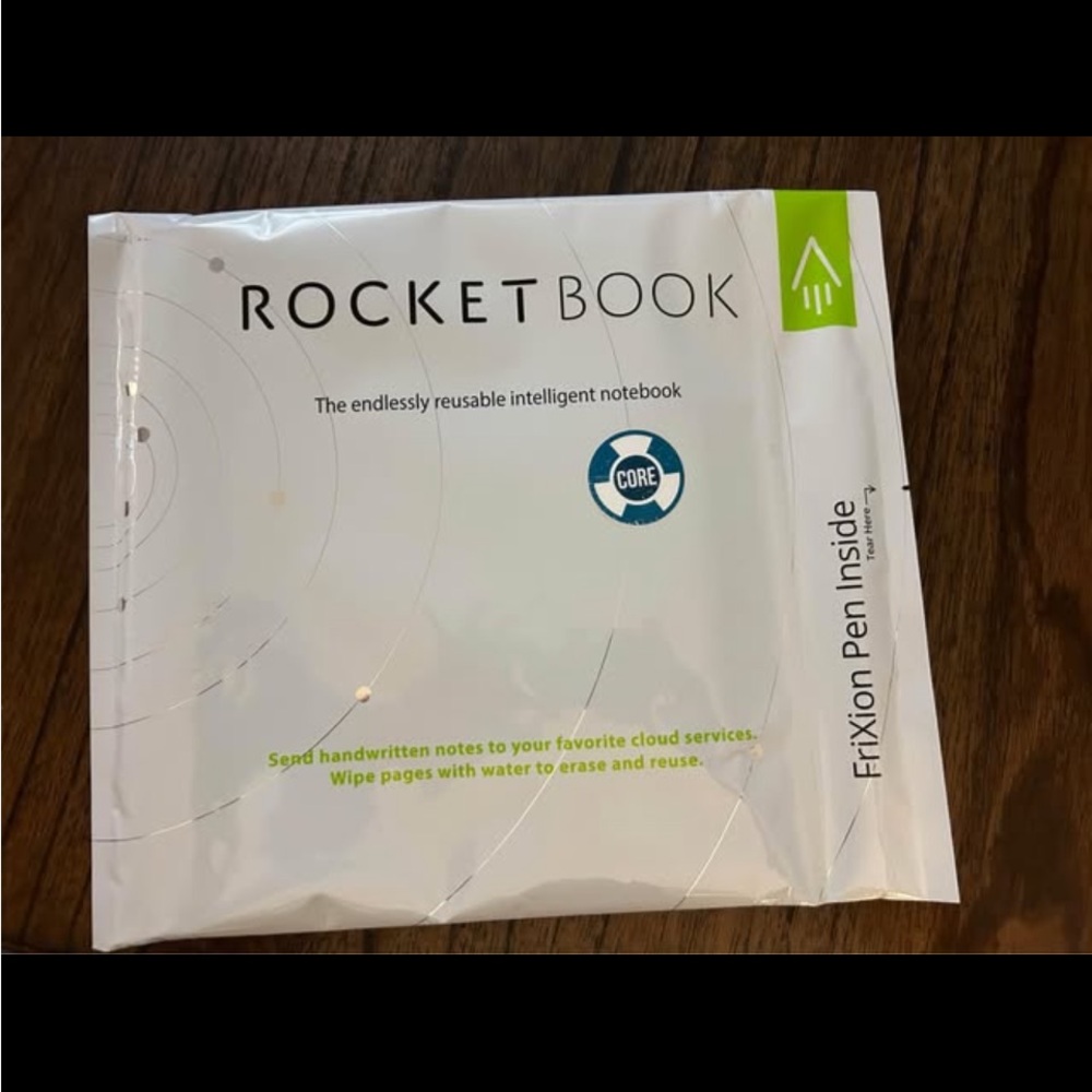 Rocketbook Core Gray dot grid with pen